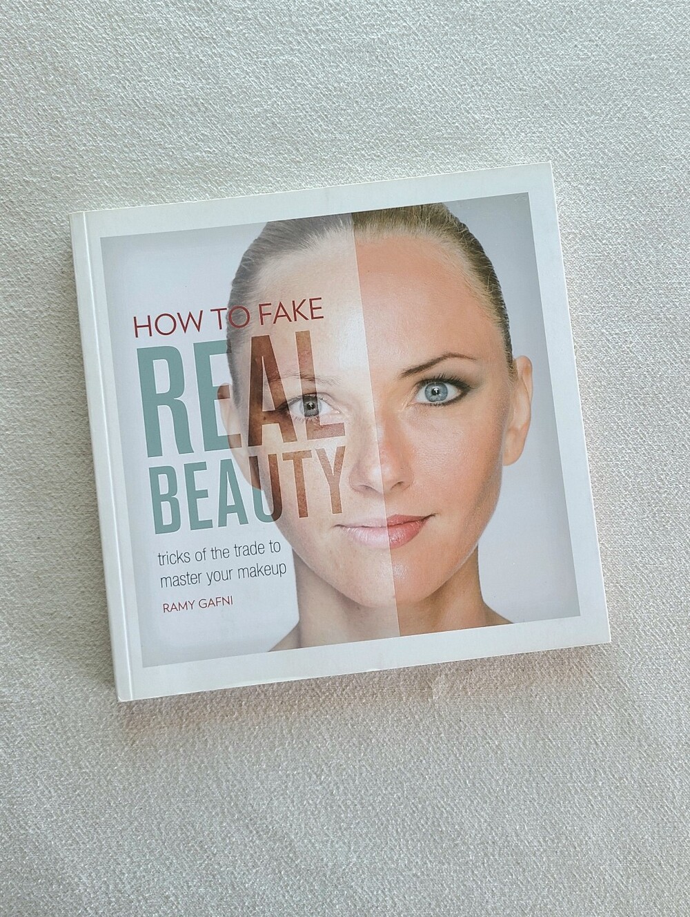 ⚡️2/$20-How To Fake Real Beauty Book